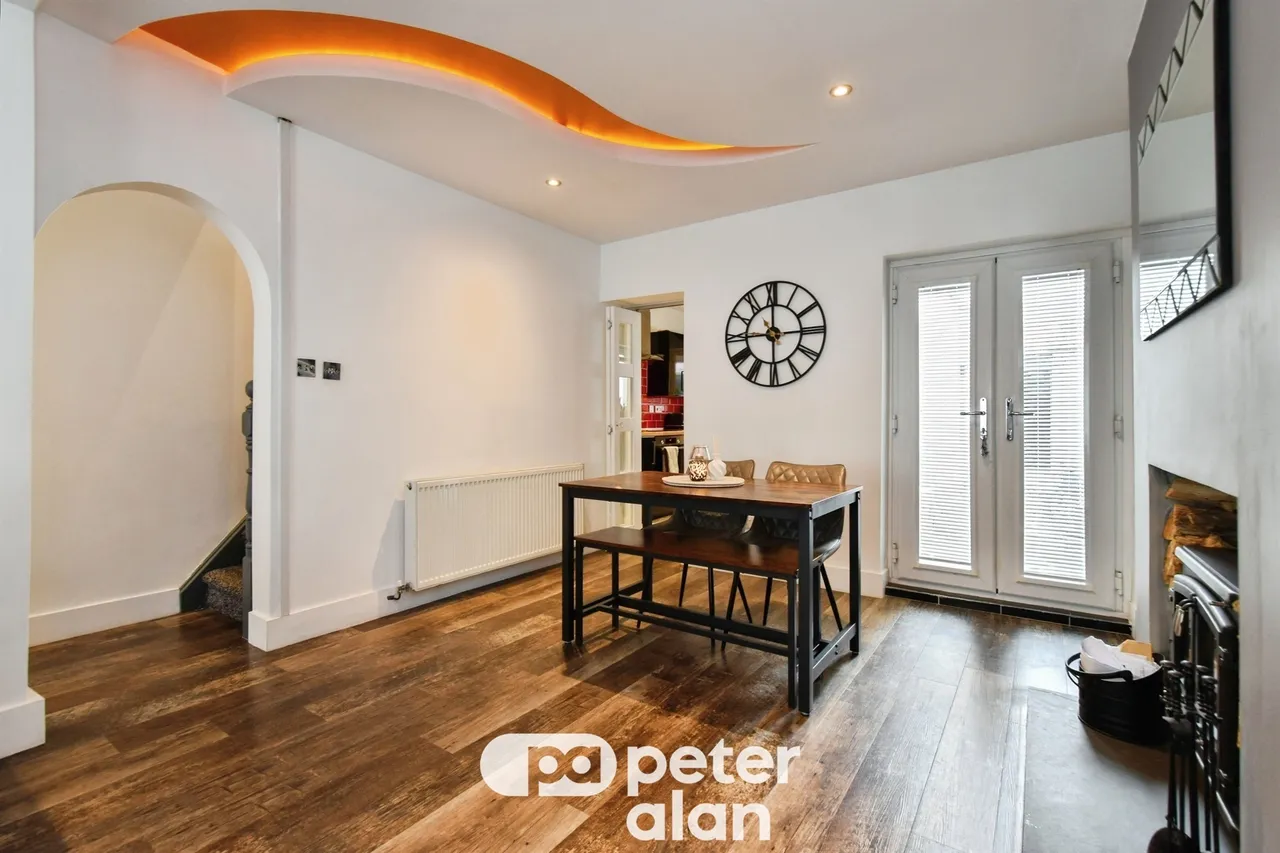 Guest Cottages Merthyr Tydfil, CF48, photo 4
