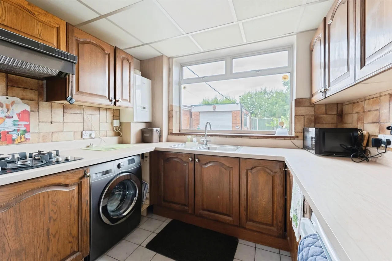 Hillfield Road, Little Sutton, CH66, photo 11