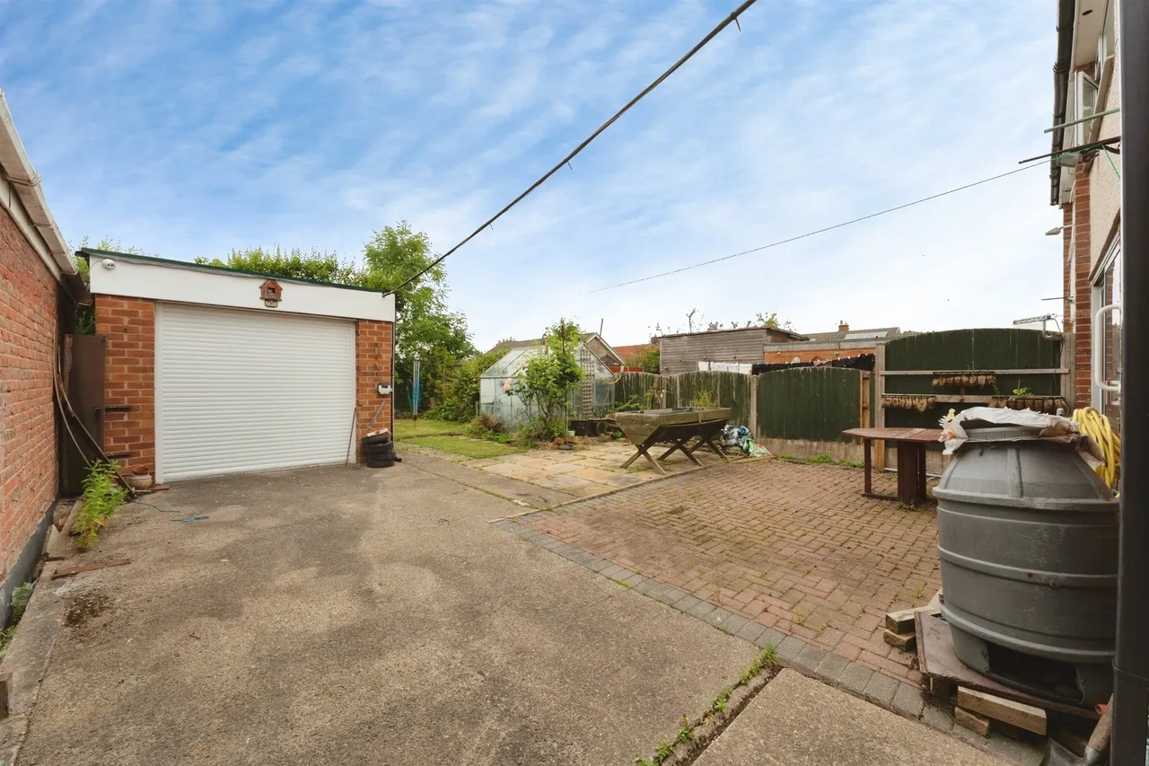 Hillfield Road, Little Sutton, CH66, photo 19