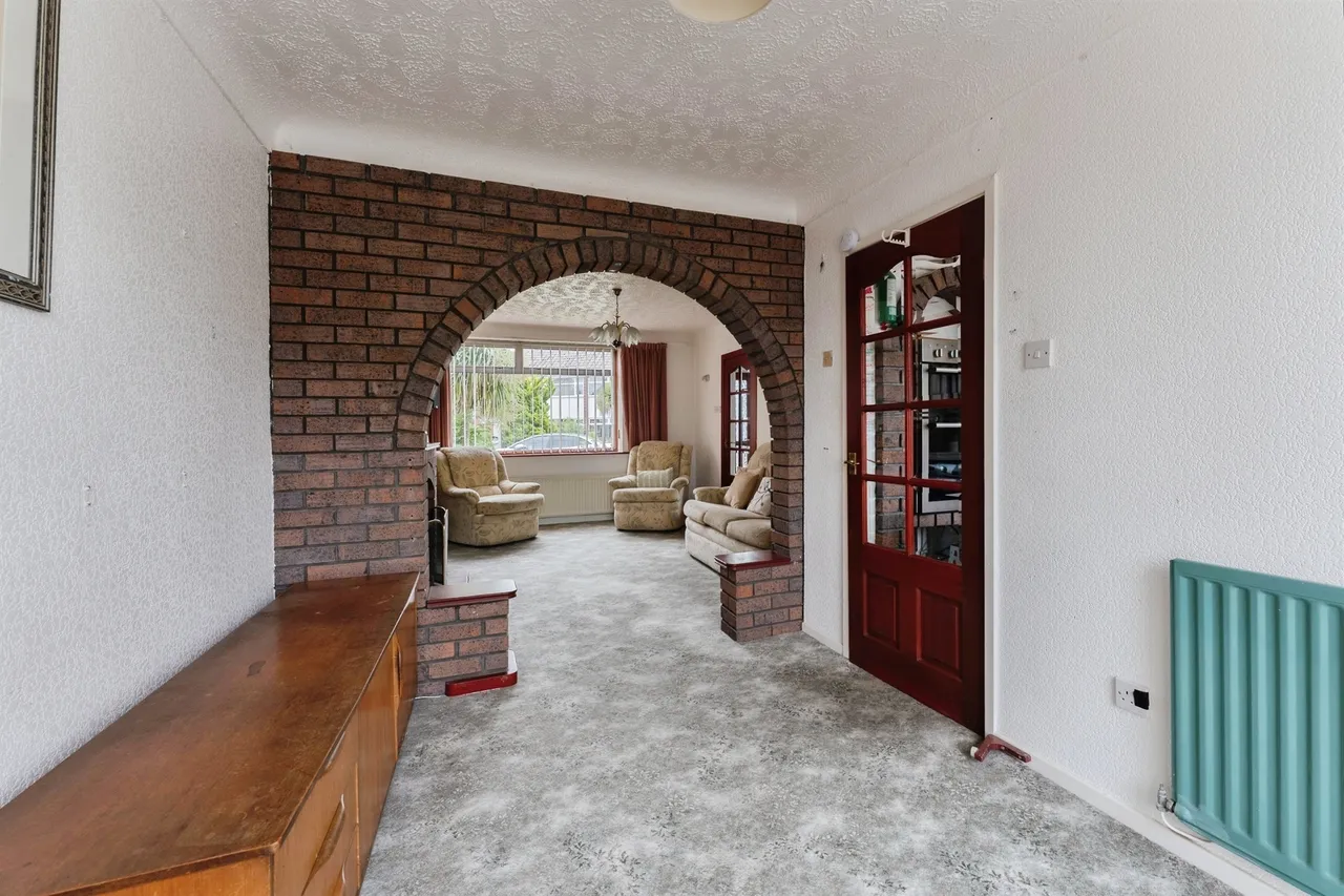 Hillfield Road, Little Sutton, CH66, photo 4