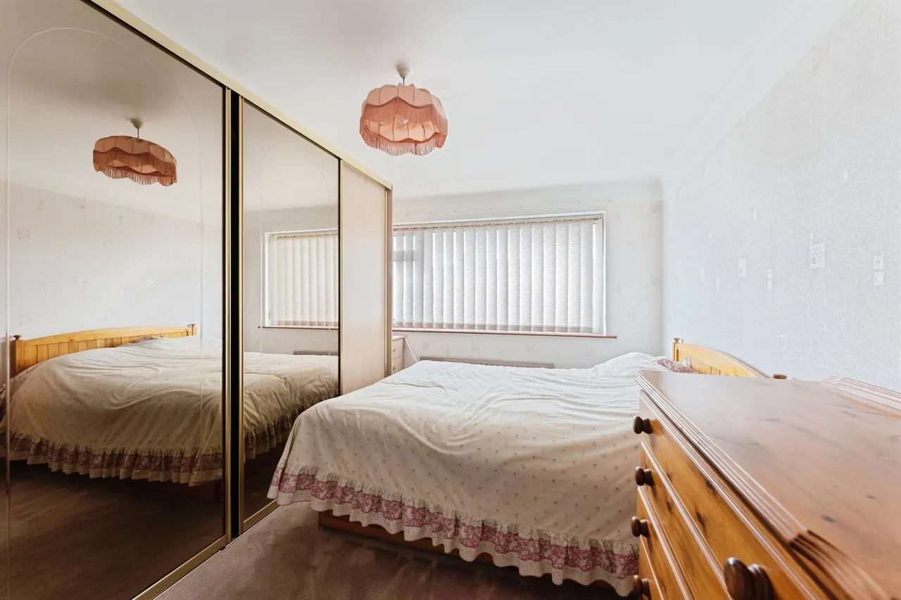 Hillfield Road, Little Sutton, CH66, photo 6