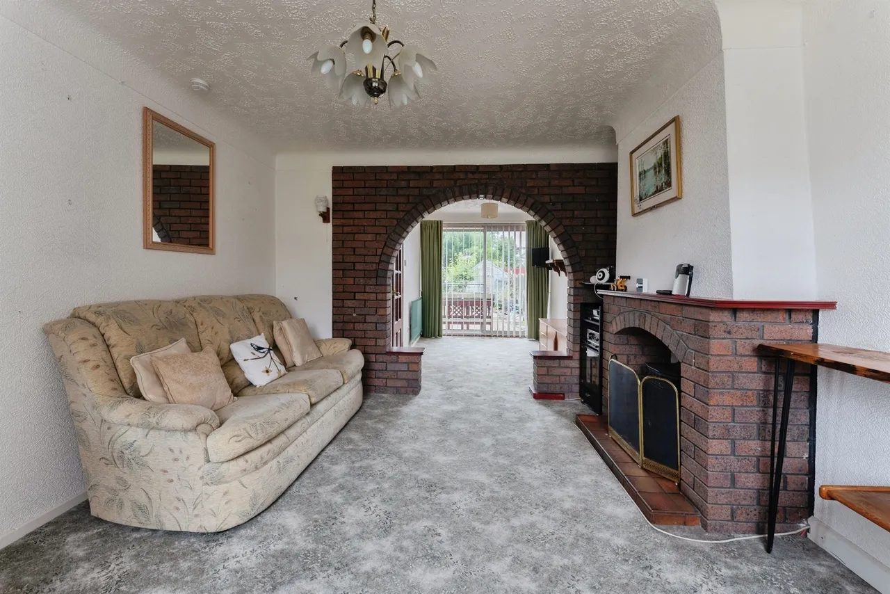 Hillfield Road, Little Sutton, CH66, photo 8