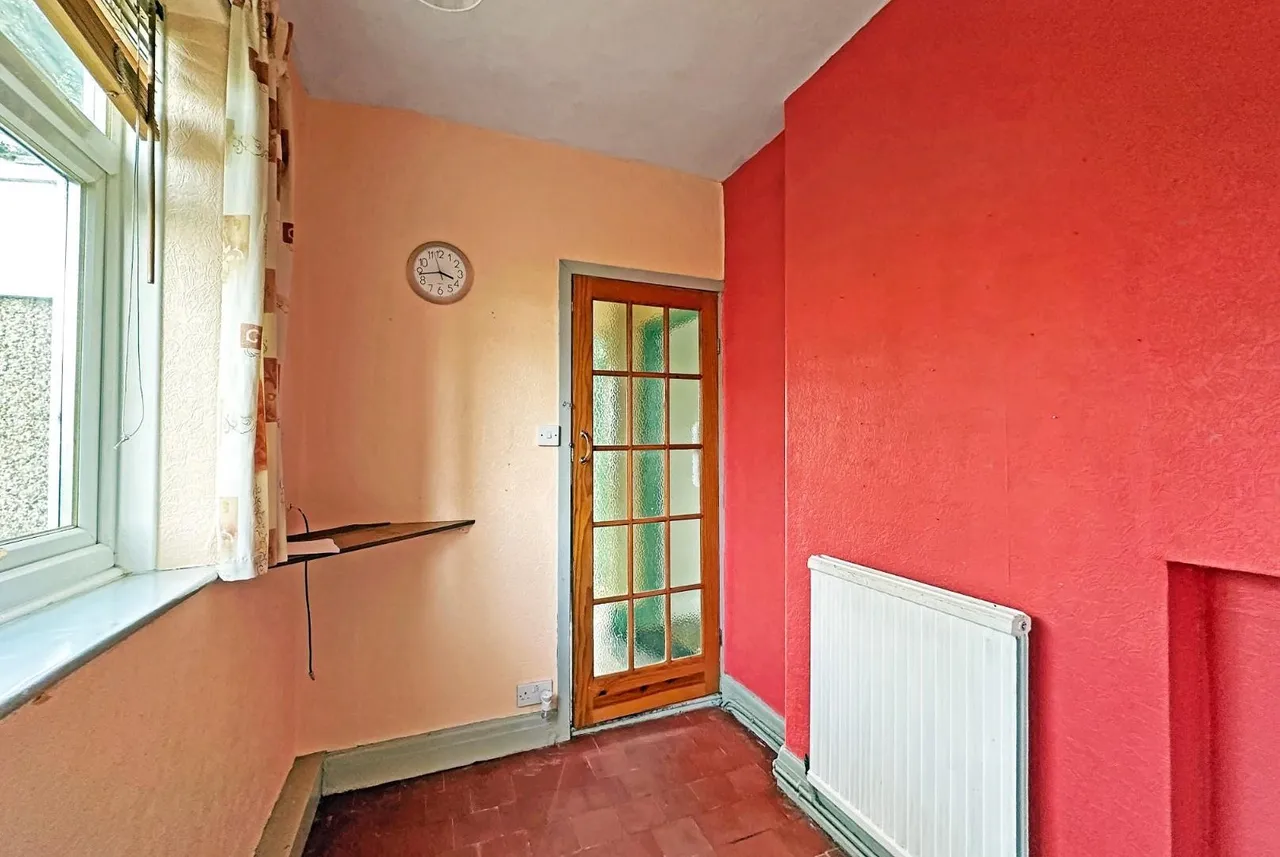 Langham Grove, Timperley, Cheshire WA15 6DY, photo 9