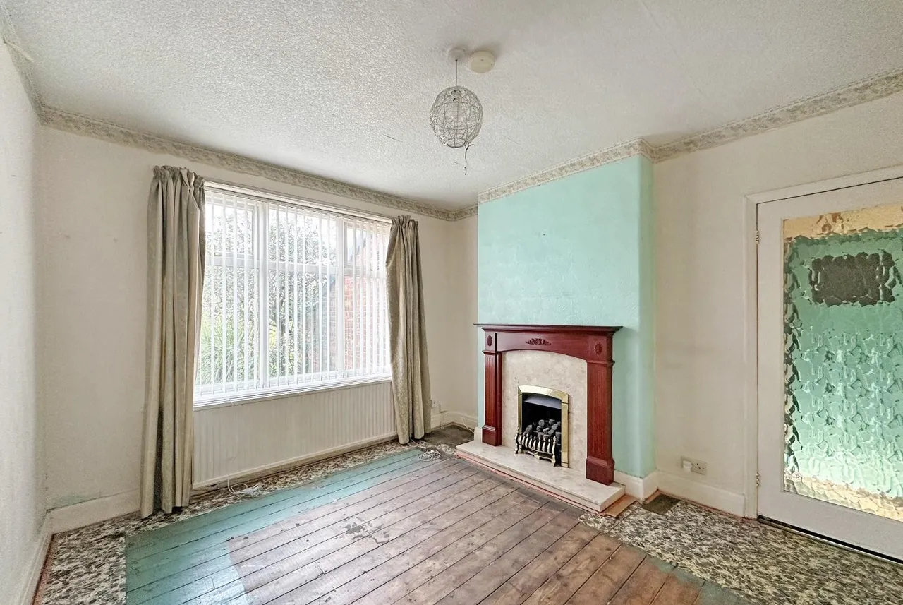 Langham Grove, Timperley, Cheshire WA15 6DY, photo 8