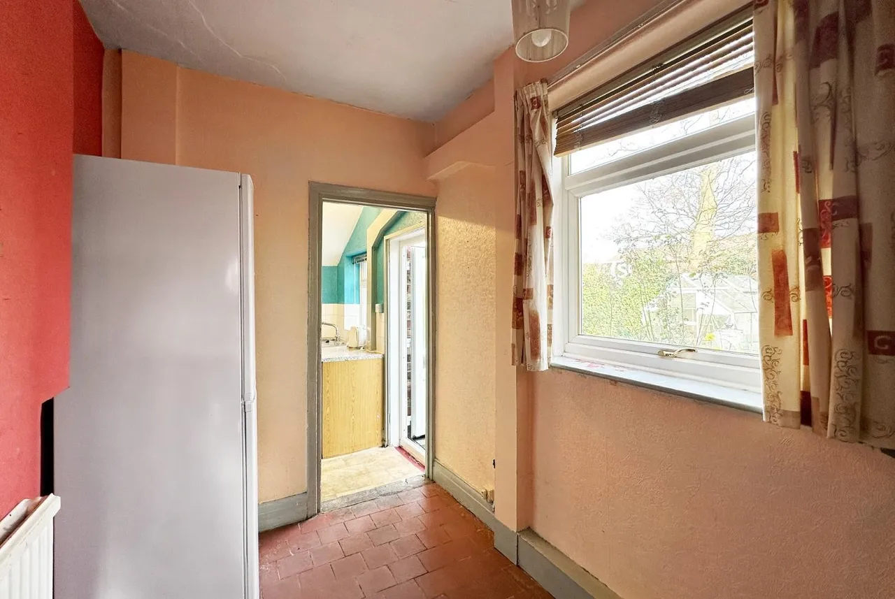 Langham Grove, Timperley, Cheshire WA15 6DY, photo 16