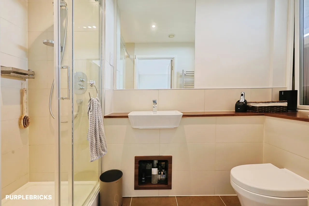 Bollo Bridge Road, London, W3, photo 20