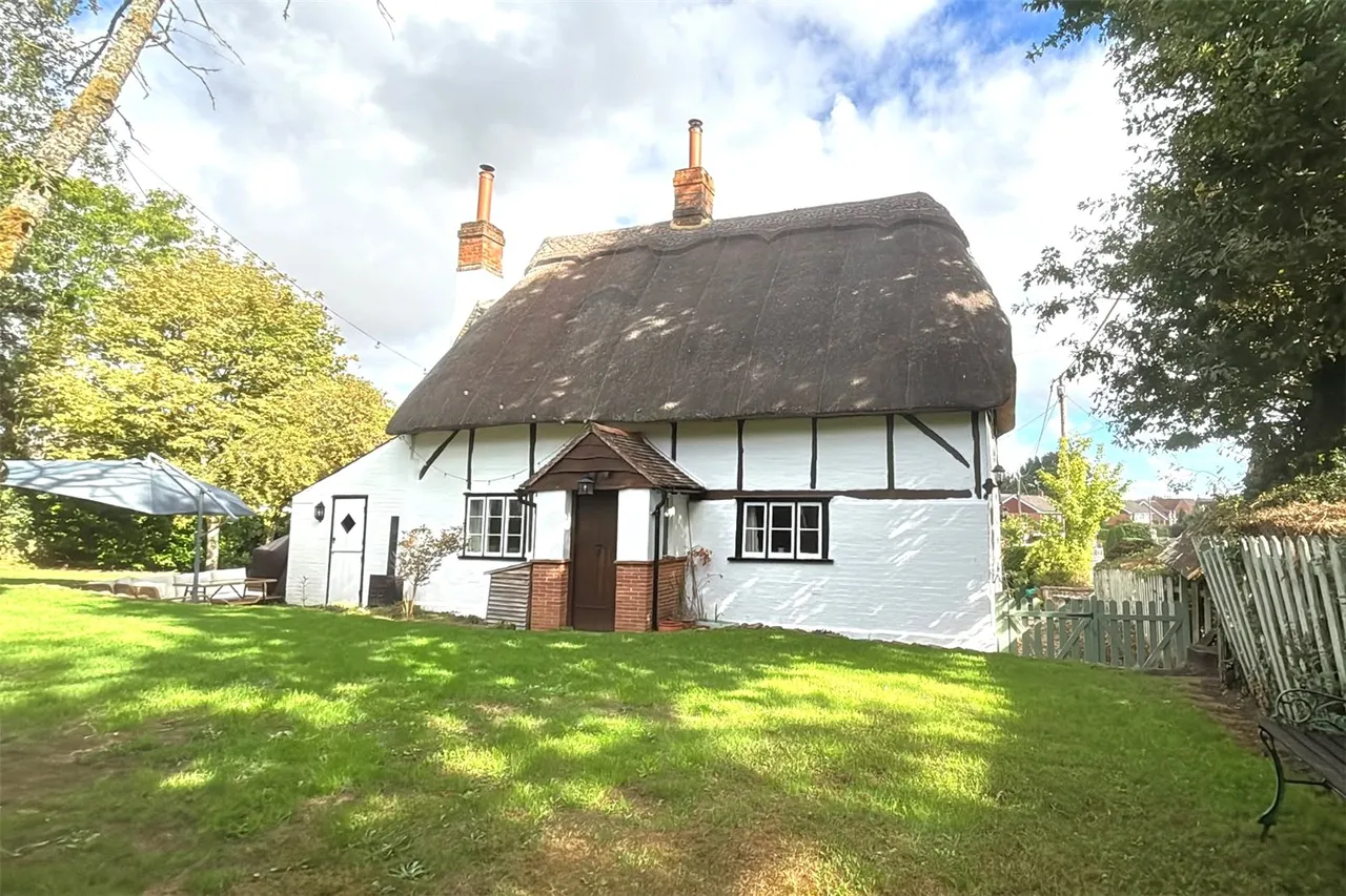 3 bed house for sale, Wickham, Newbury