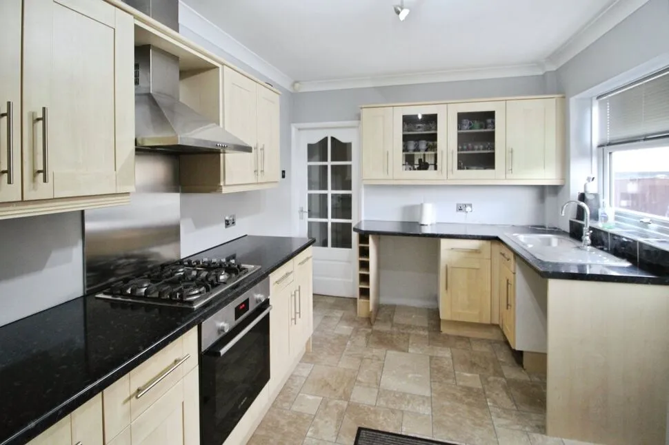 Woodlands Crescent, Hemsworth, West Yorkshire, WF9, photo 2
