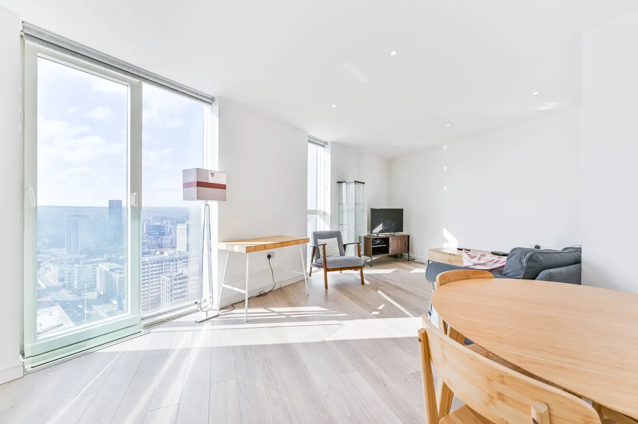 Flat 344, Pinnacle Apartments, 11 Saffron Central Square, Croydon, photo 11