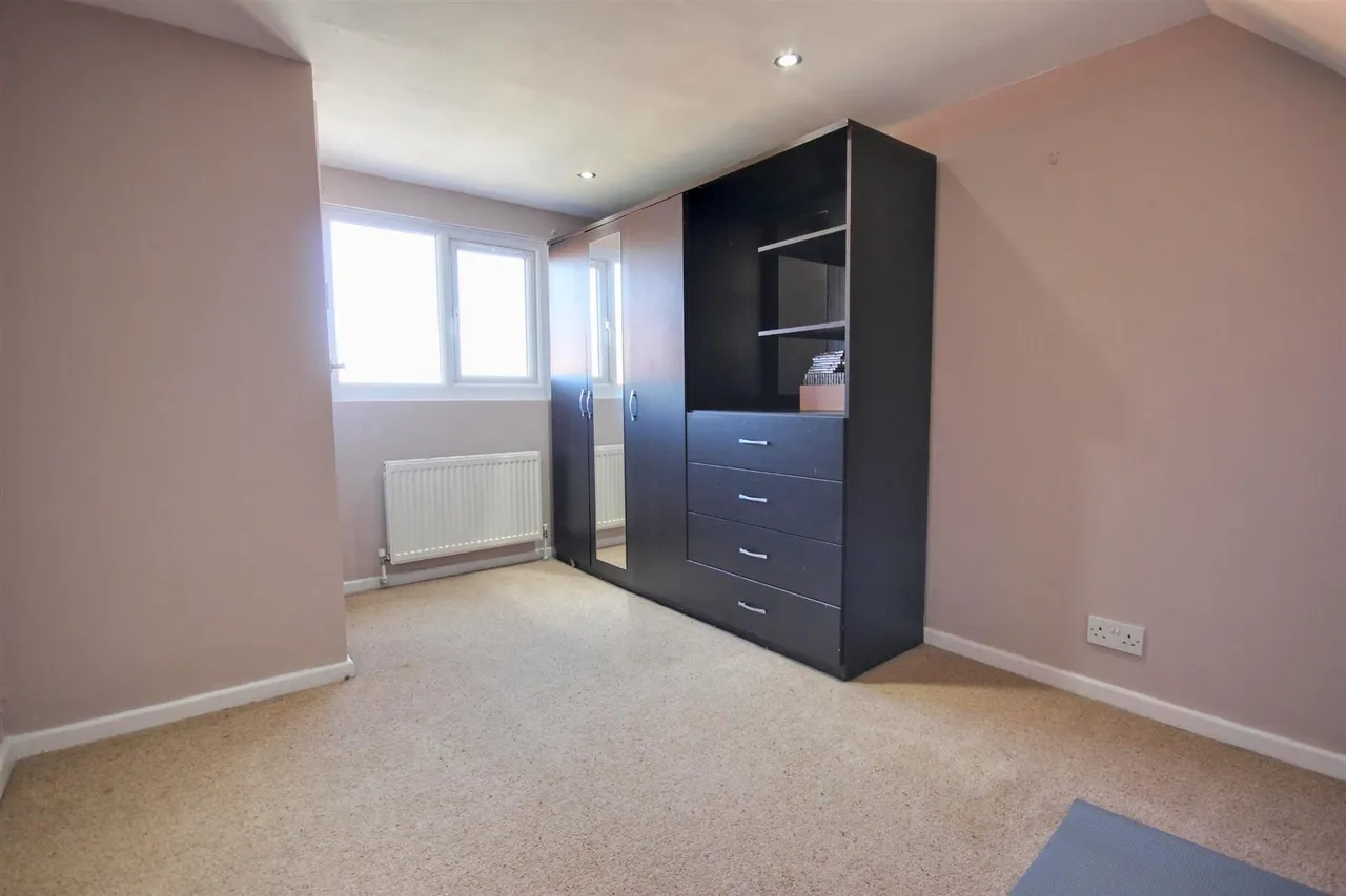 Arden Road, Beverley, photo 8