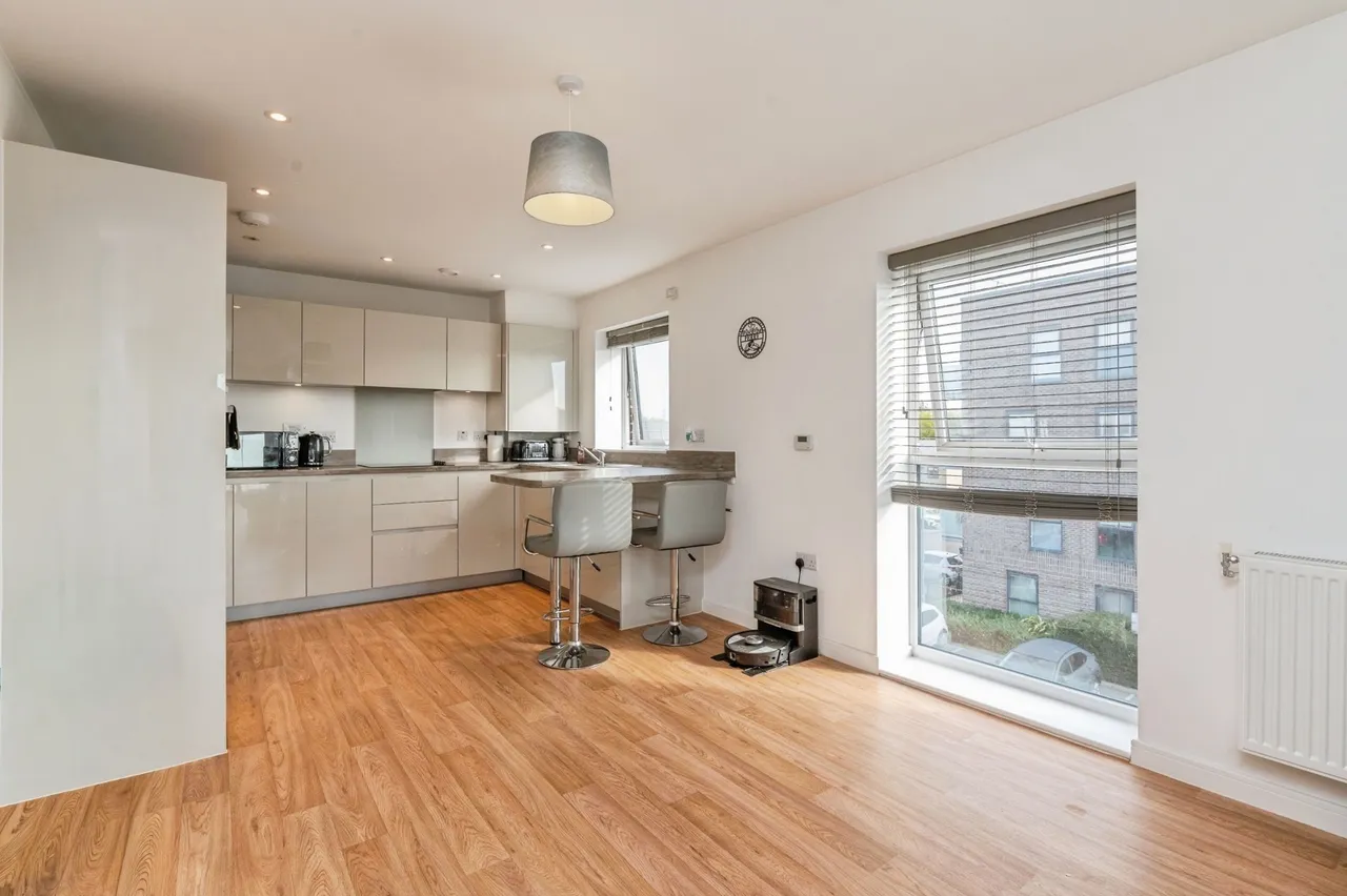 Colliford Road, West Thurrock, RM20, photo 2
