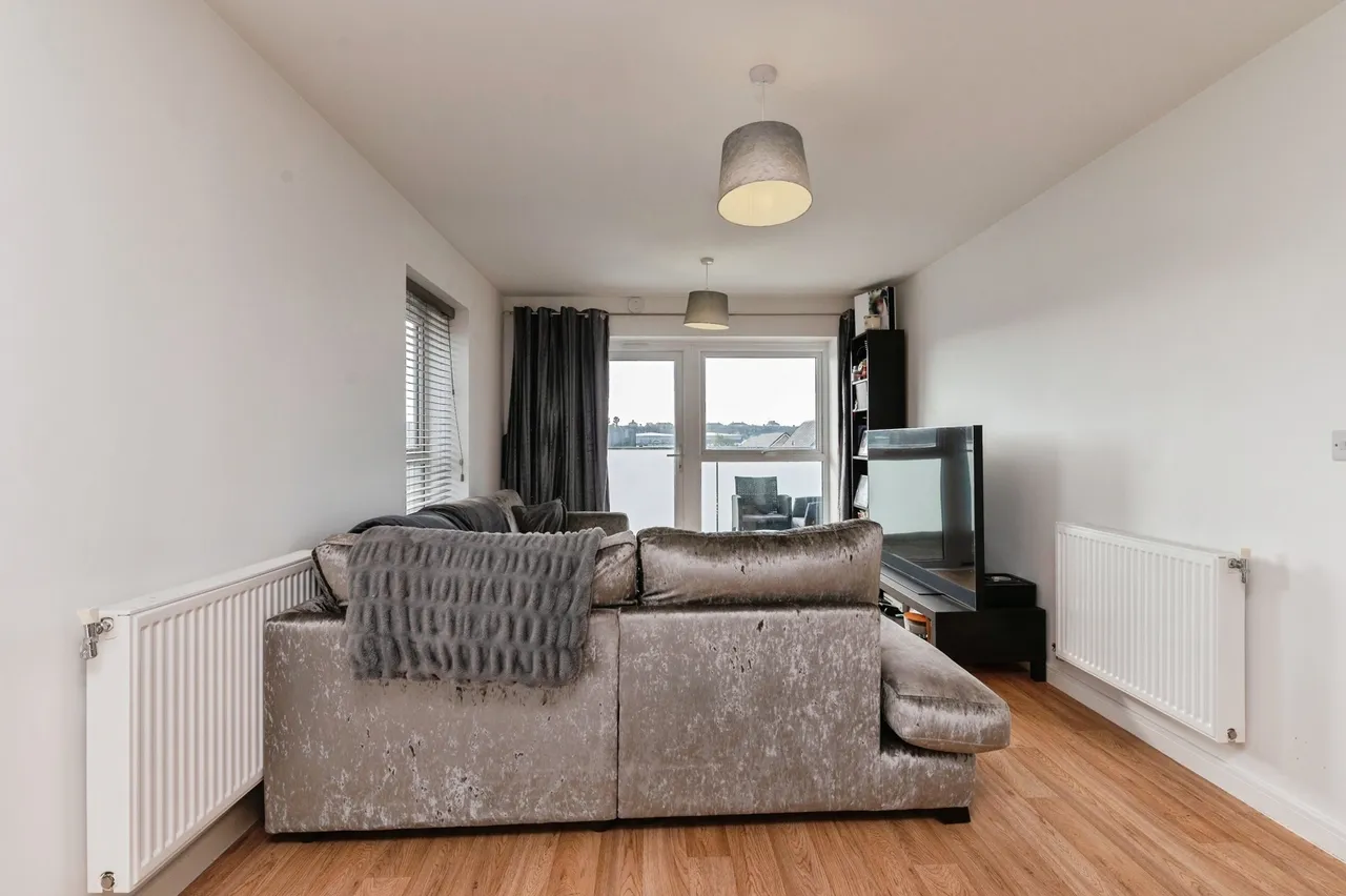 Colliford Road, West Thurrock, RM20, photo 9