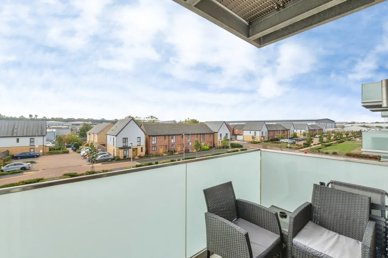 Colliford Road, West Thurrock, RM20, photo 17