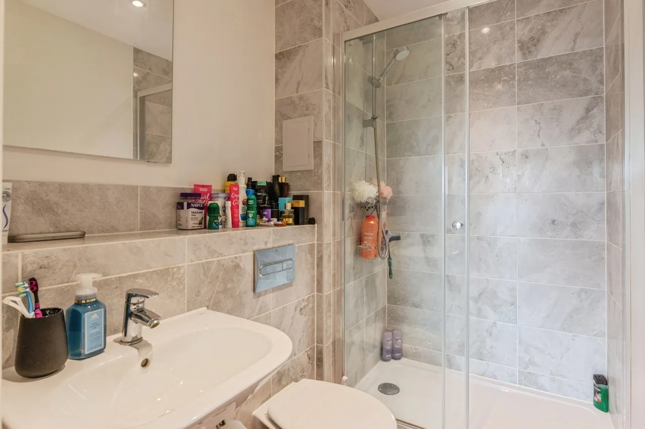 Colliford Road, West Thurrock, RM20, photo 15