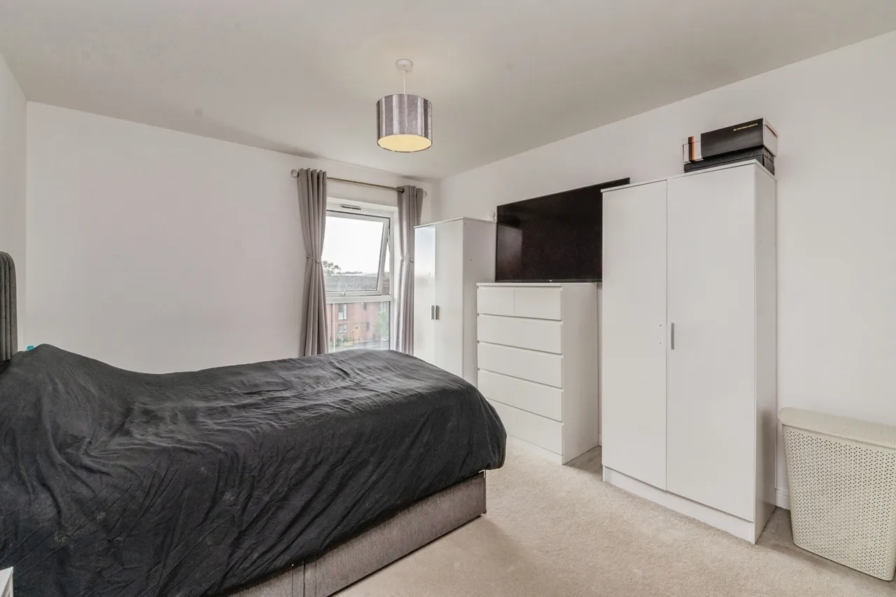 Colliford Road, West Thurrock, RM20, photo 12