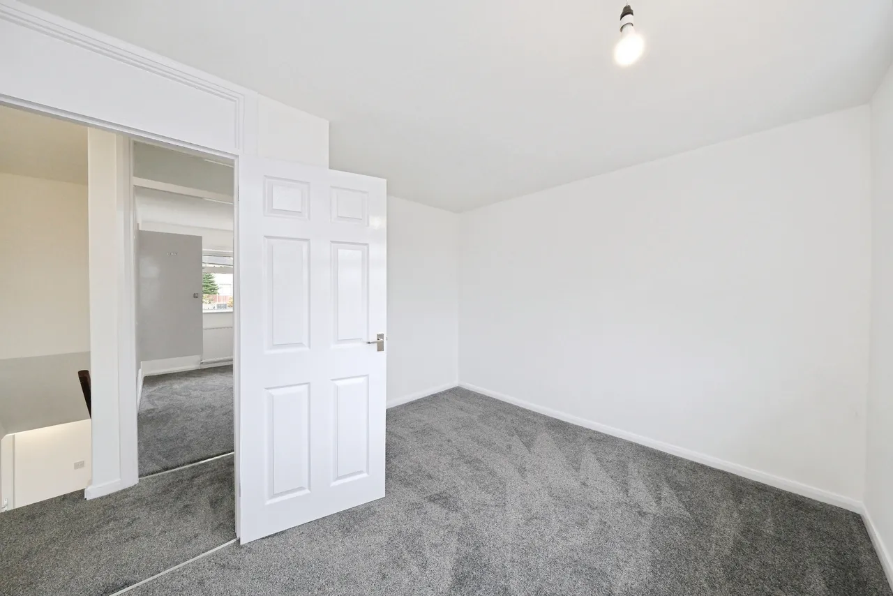 Mountfield Drive, Nottingham, NG5, photo 10