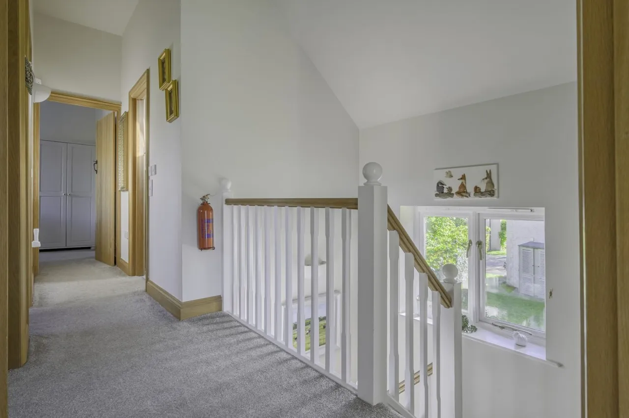 Mill Village, Lower Mill Estate, GL7, photo 17