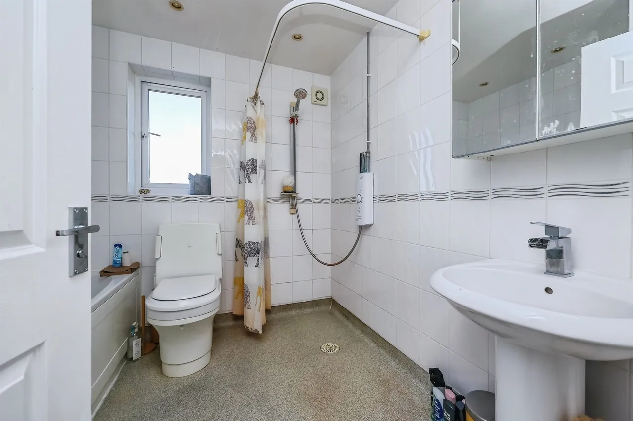 Heathfield Avenue, Ilkeston, DE7, photo 20