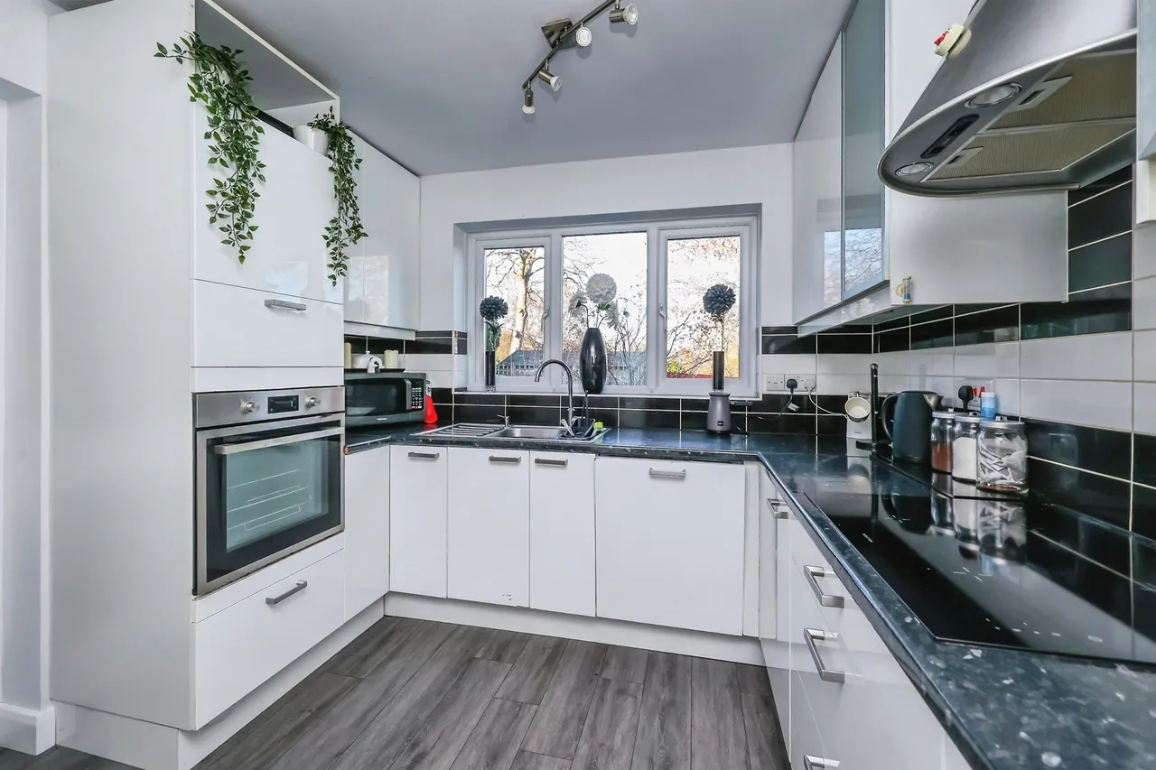 Heathfield Avenue, Ilkeston, DE7, photo 6