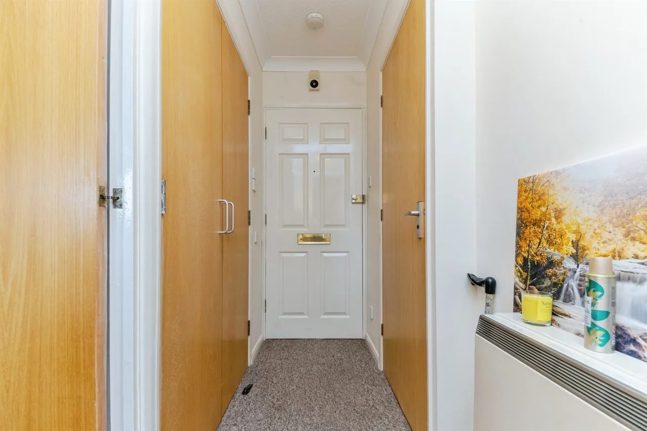 Castle Road, Clacton-On-Sea, CO15, photo 8