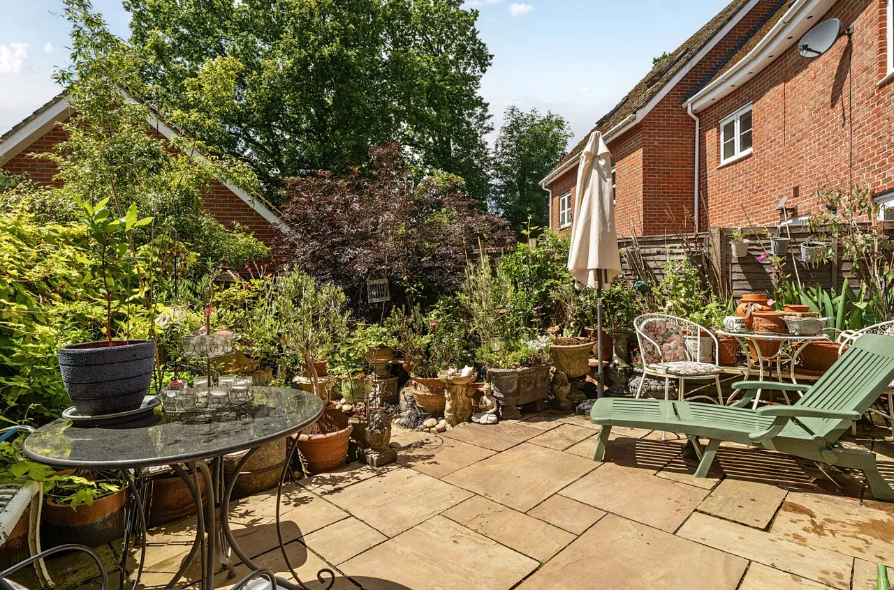 Goldcrest Way, Four Marks, GU34, photo 14