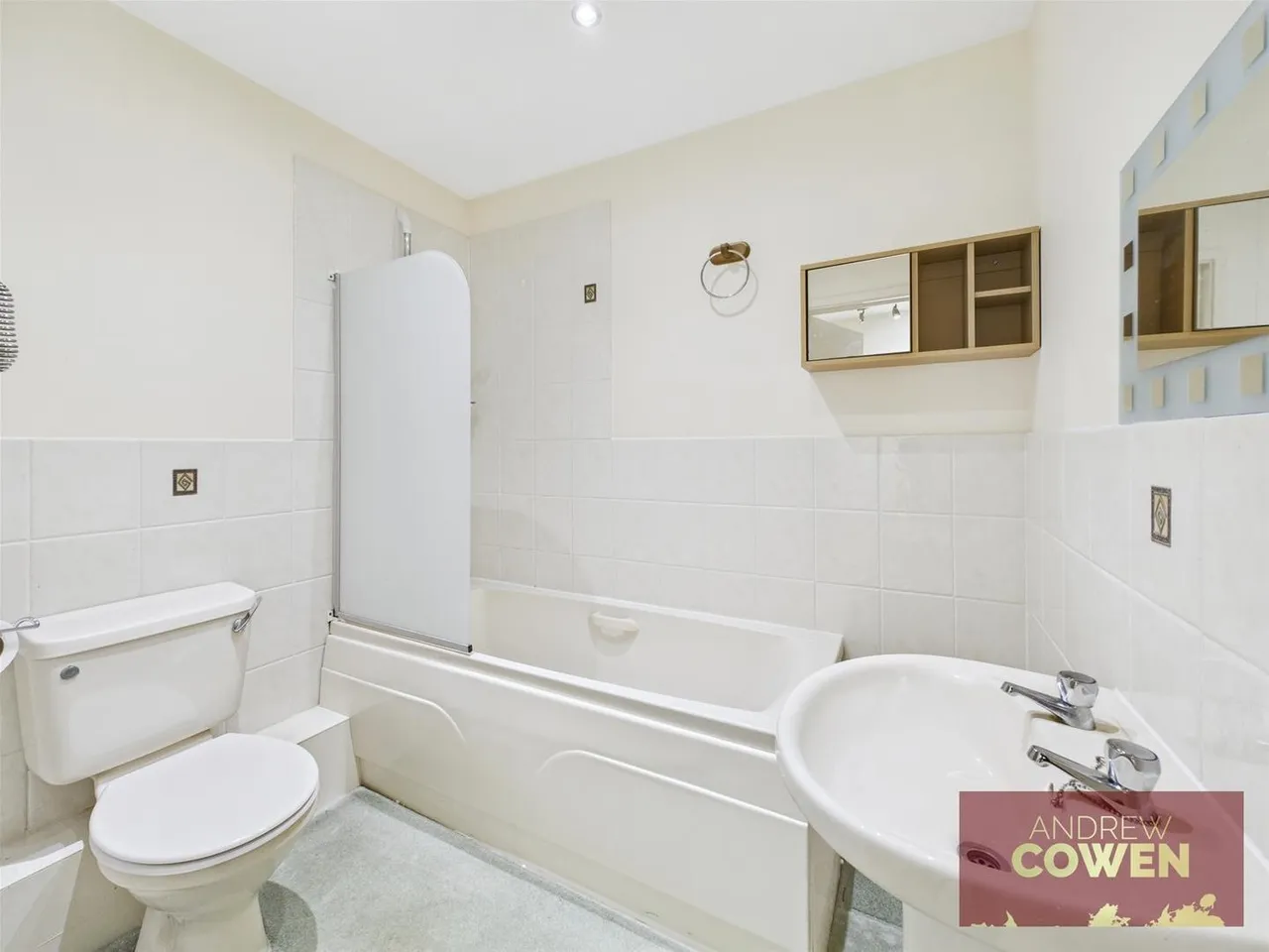 North Leas Avenue, Scarborough YO12 6LY, photo 9