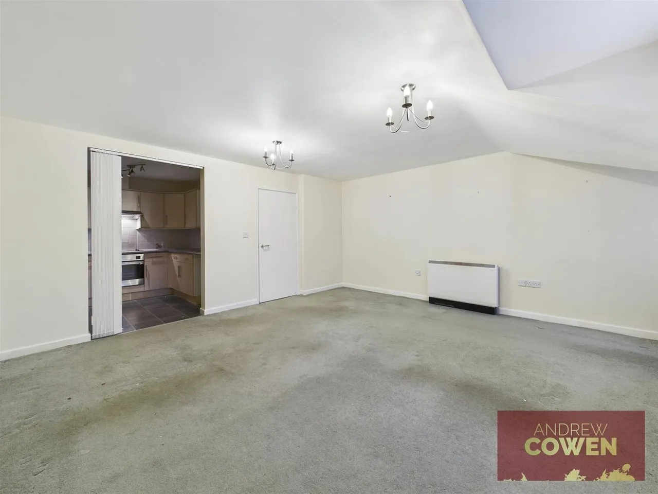 North Leas Avenue, Scarborough YO12 6LY, photo 5
