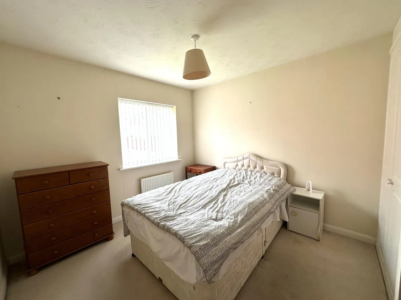 Greenwich Avenue, Church Gresley, DE11, photo 11