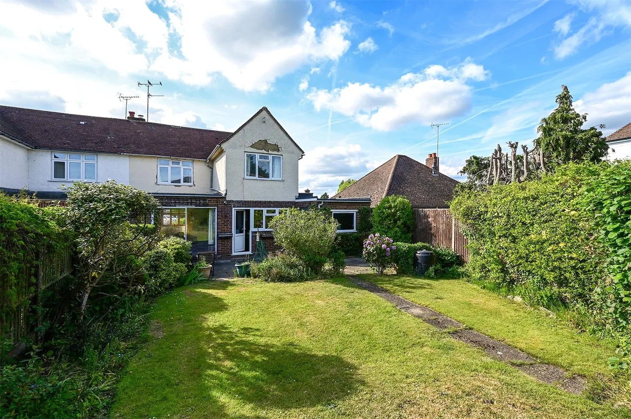Manor Road, Ash, Guildford, Surrey, GU12 6QA, photo 7
