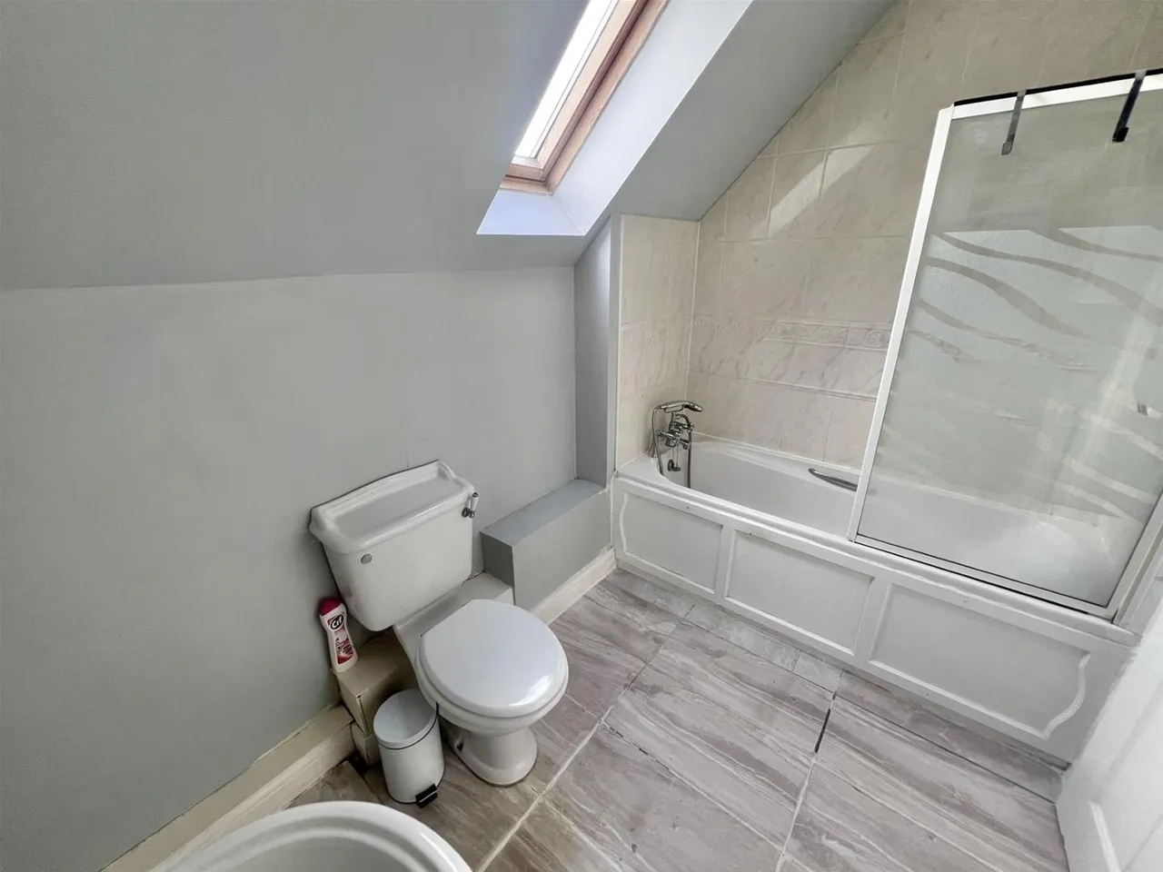 Marlott Road Gillingham, Dorset SP8 4FA, photo 4