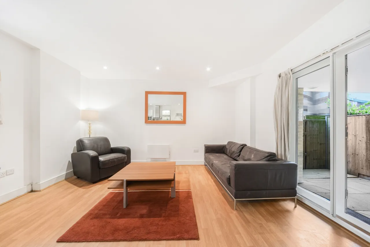 East Lane, Bermondsey, SE16, photo 2