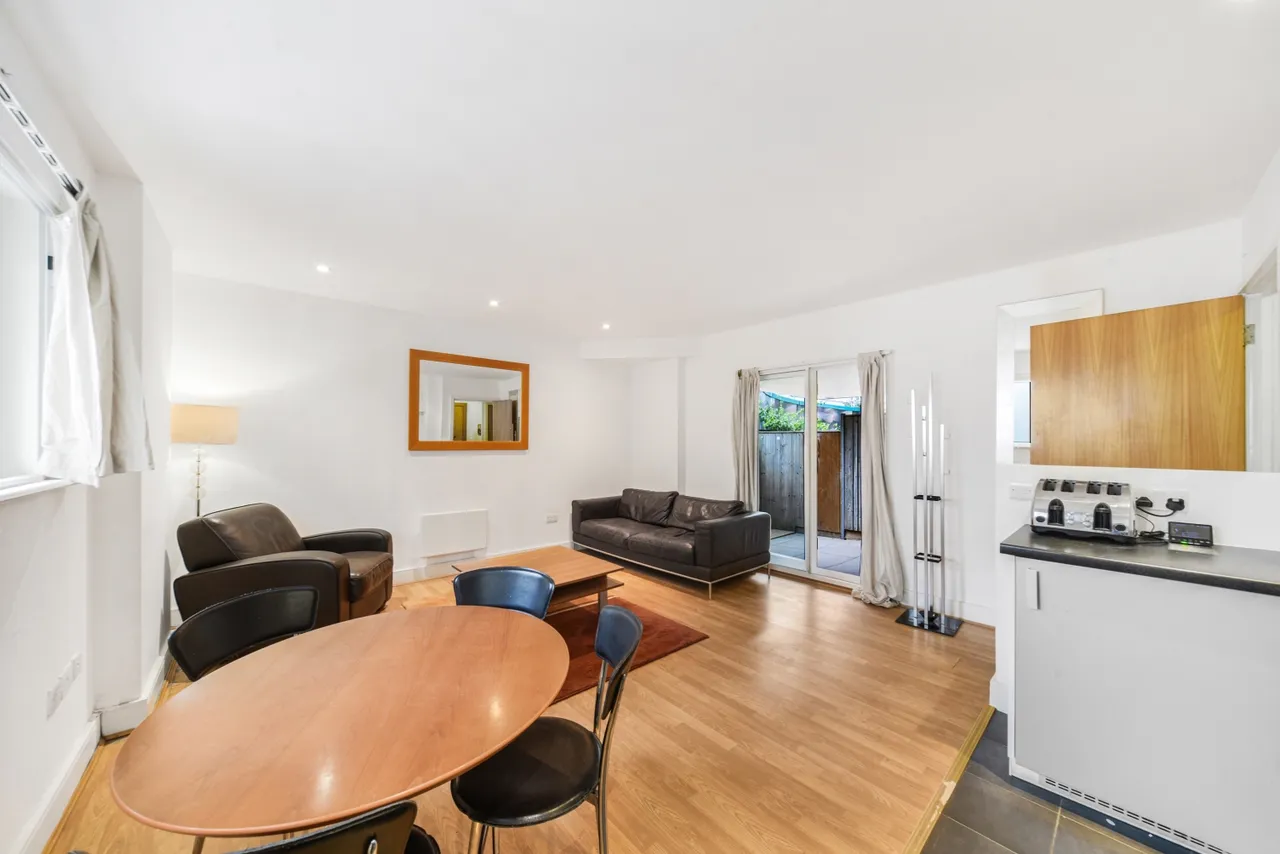 1 bed flat to rent, East Lane, Bermondsey, SE16