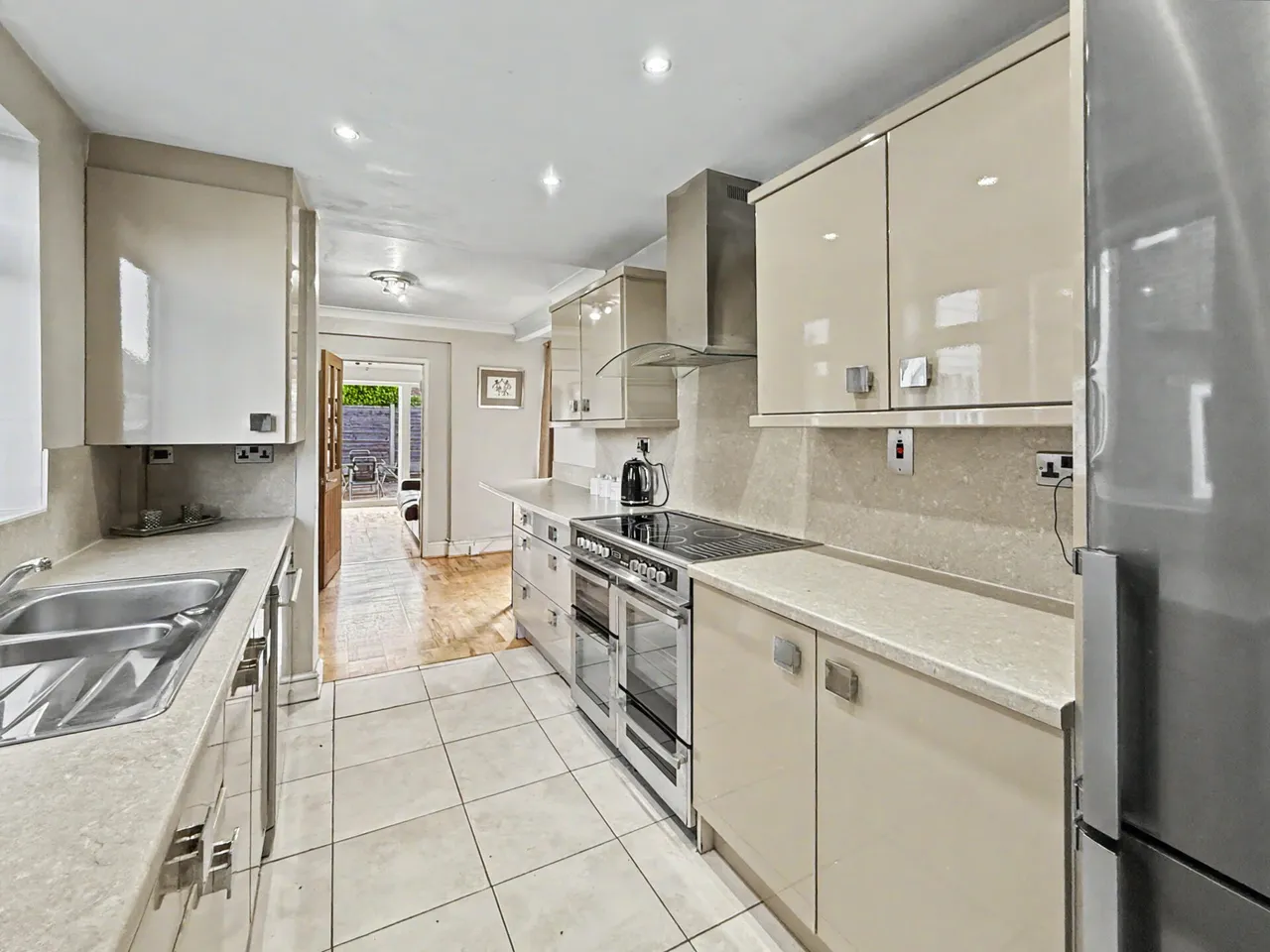 Parkstone Avenue, Whitefield, M45, photo 2