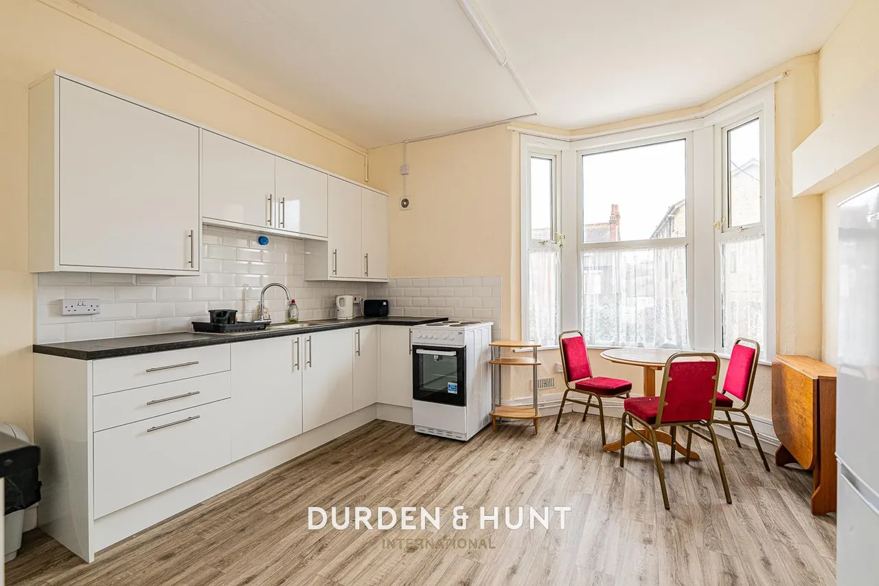 Grosvenor Road, Westcliff-On-Sea, SS0, photo 14