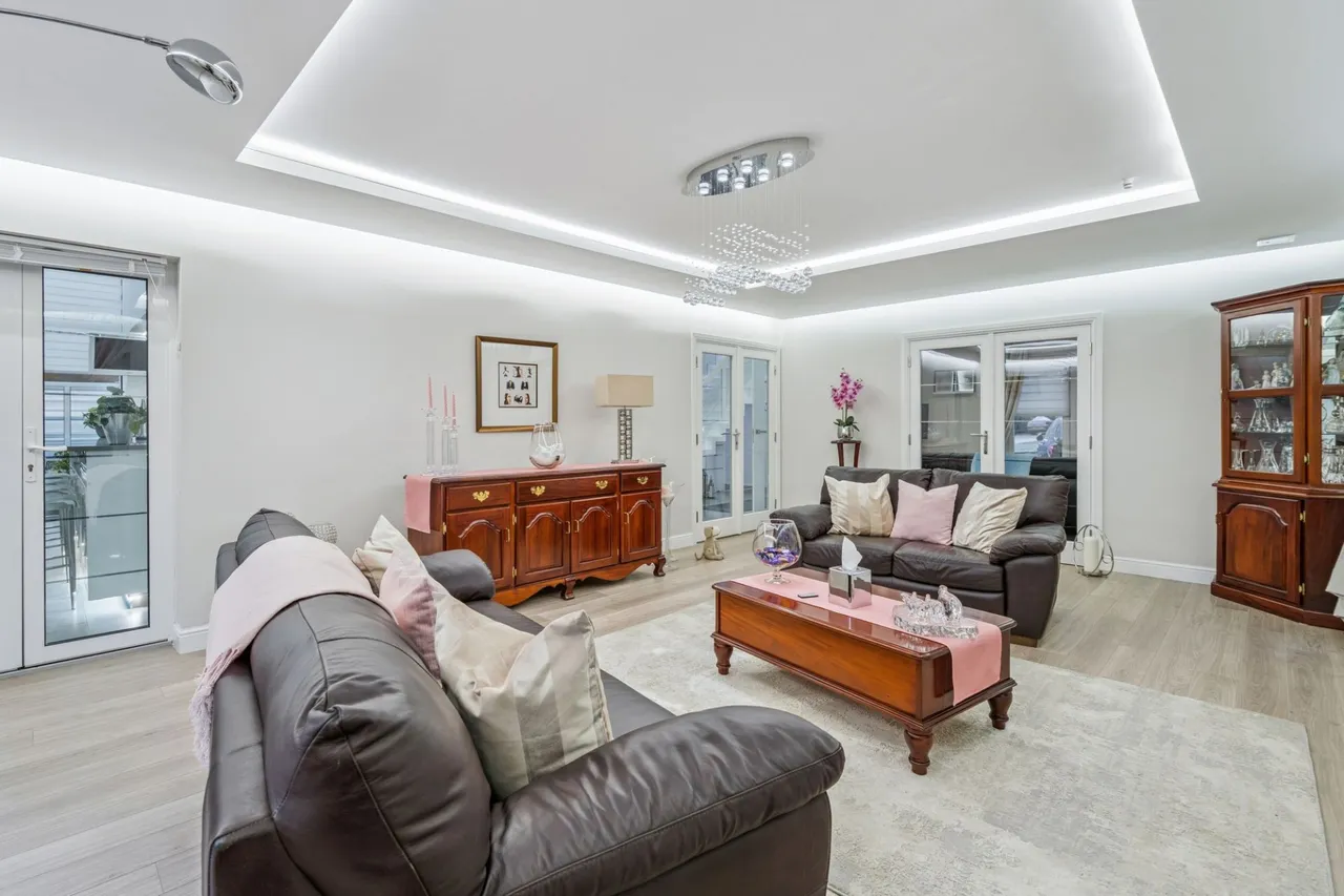 Elmwood Park, Gerrards Cross, SL9, photo 3