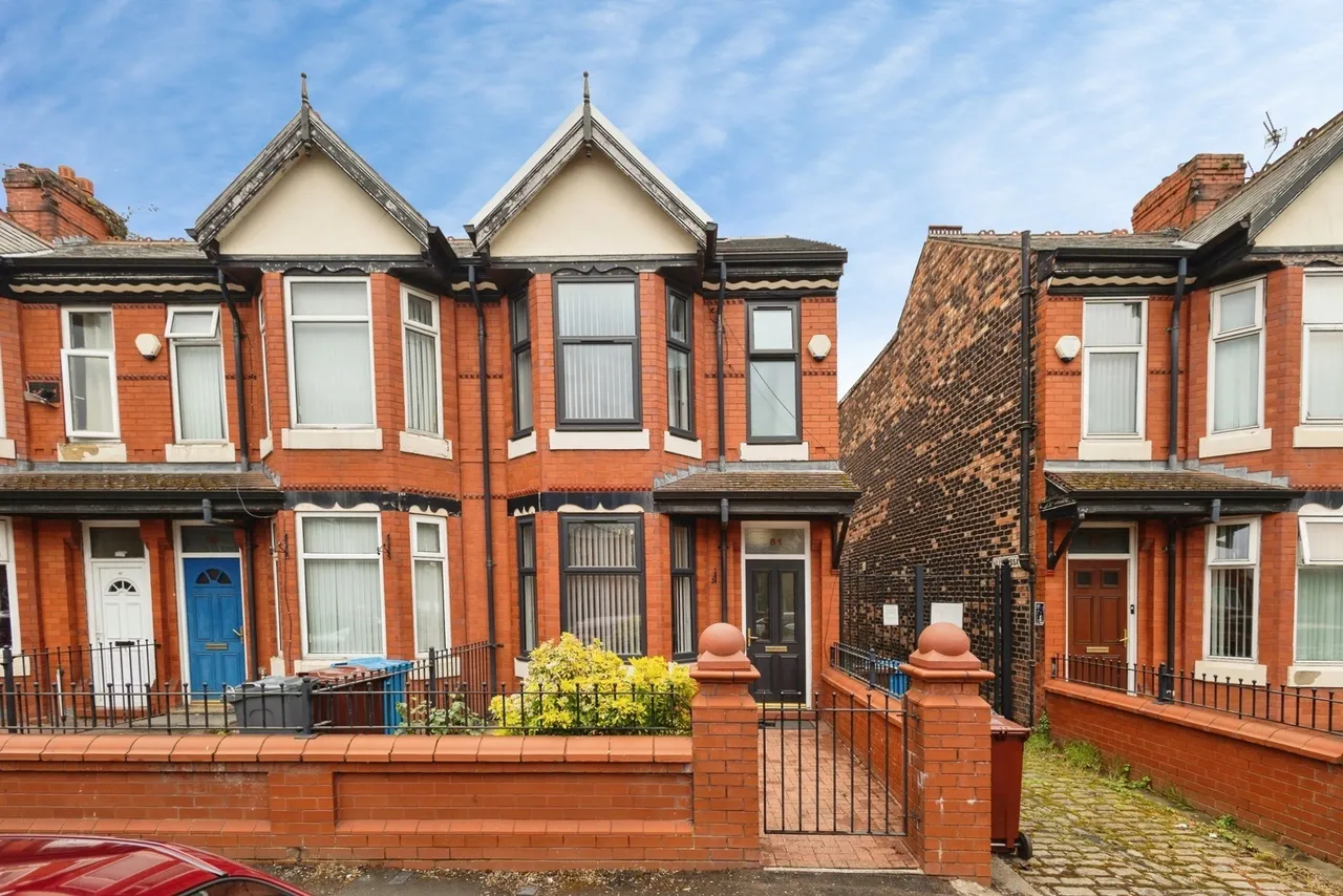 6 bed house for sale — Lloyd Street South, Manchester, Greater Manchester, M14