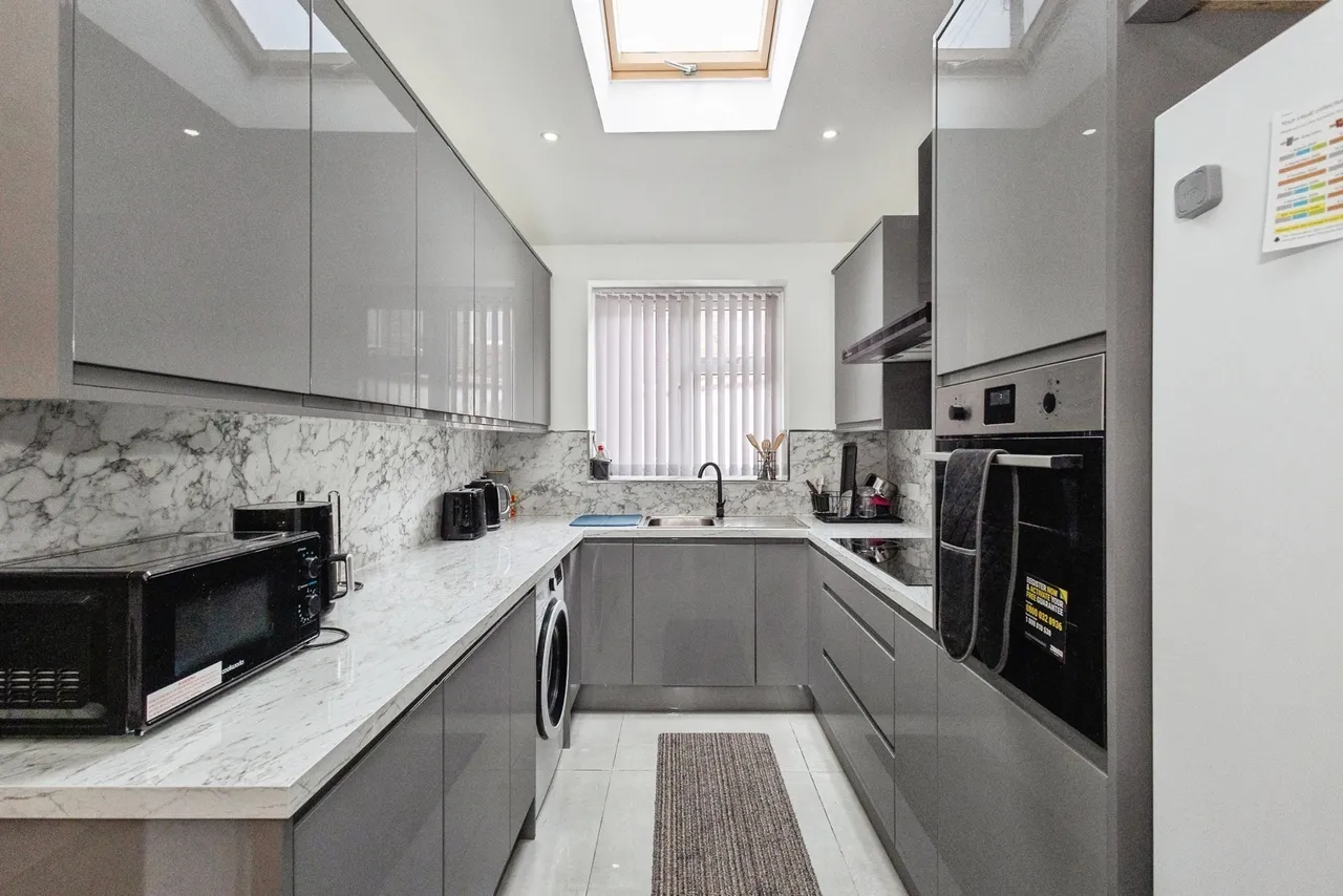 Lloyd Street South, Manchester, Greater Manchester, M14, photo 2