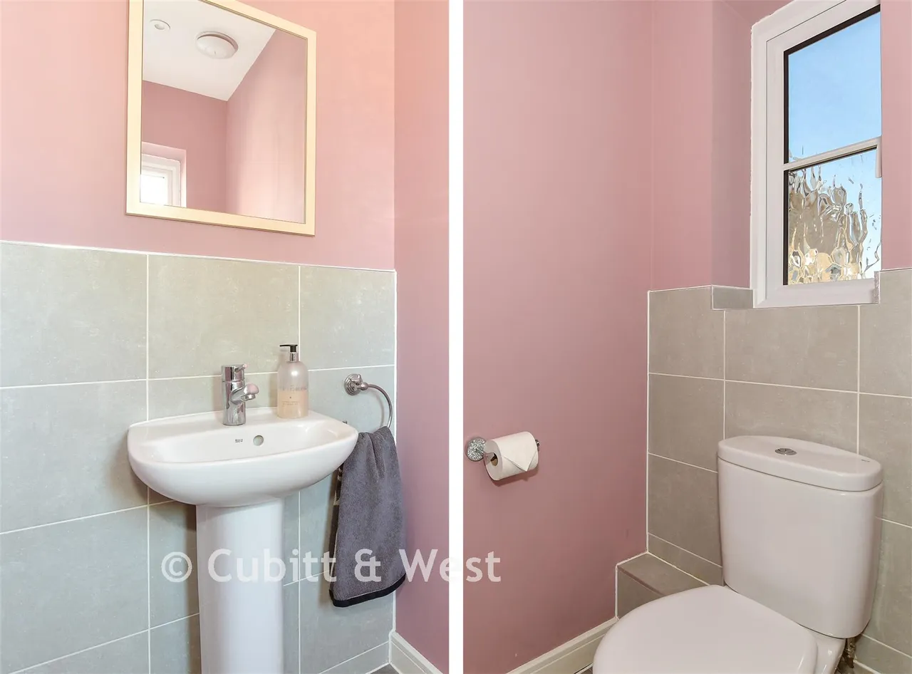 Onslow Walk, Broadbridge Heath, RH12, photo 9