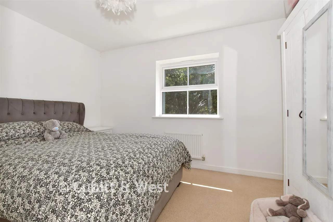 Onslow Walk, Broadbridge Heath, RH12, photo 14