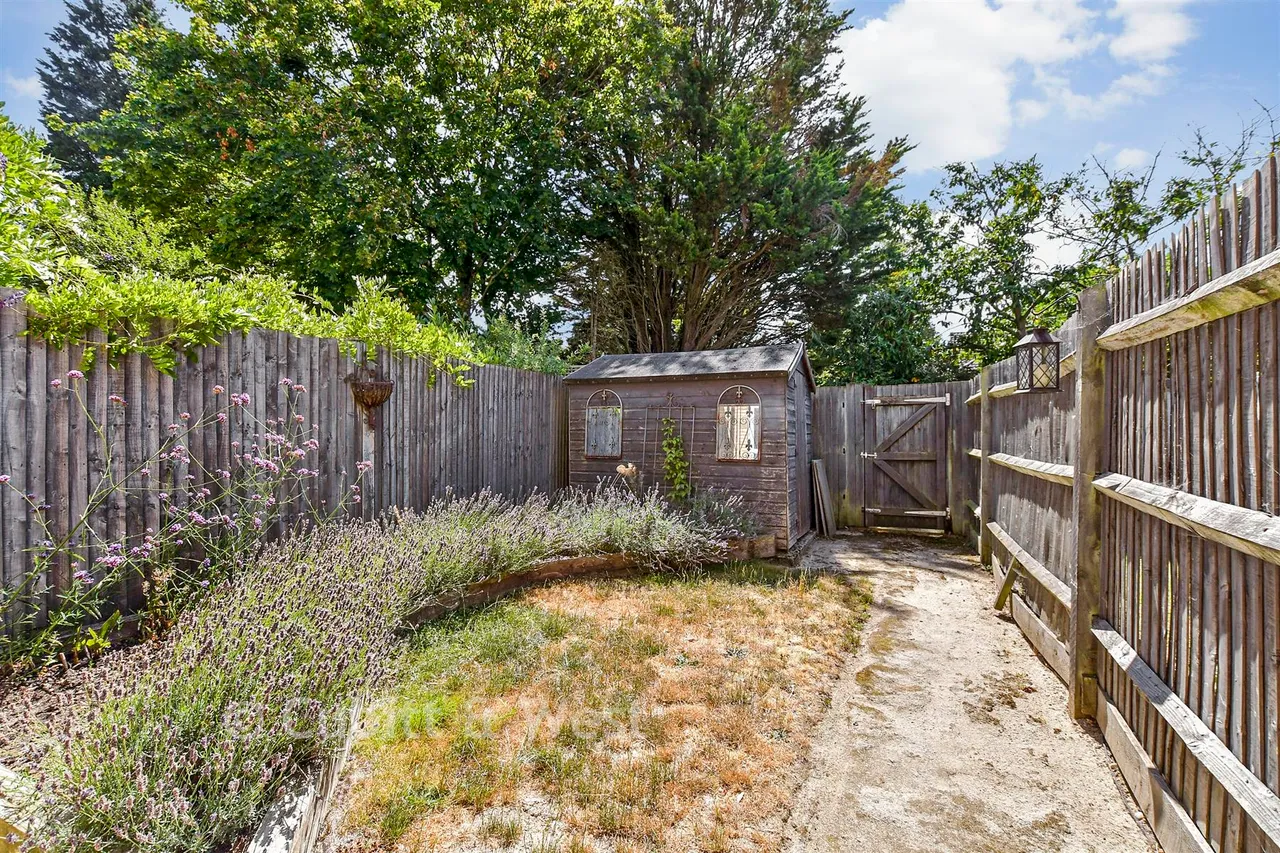 Onslow Walk, Broadbridge Heath, RH12, photo 17