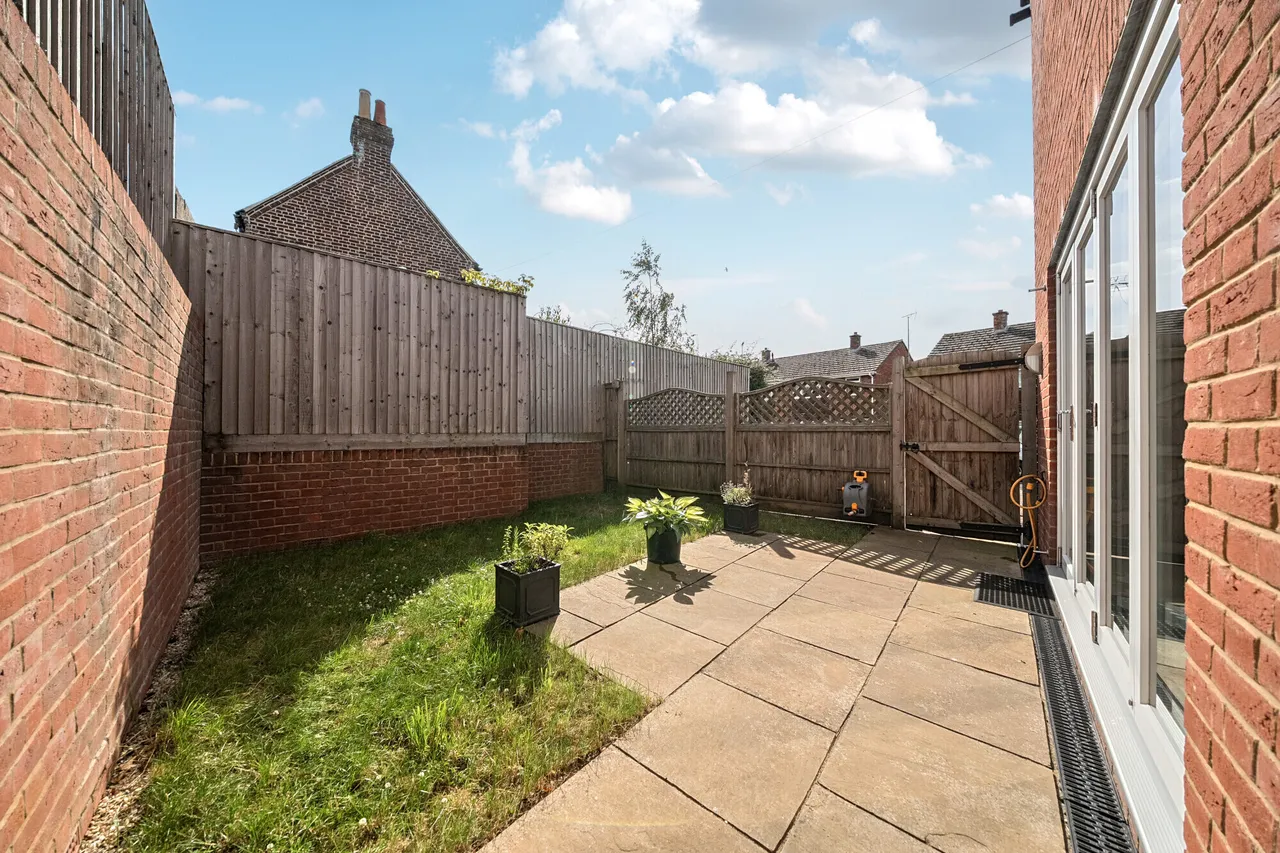 Blowhorn Street, Marlborough, SN8, photo 9