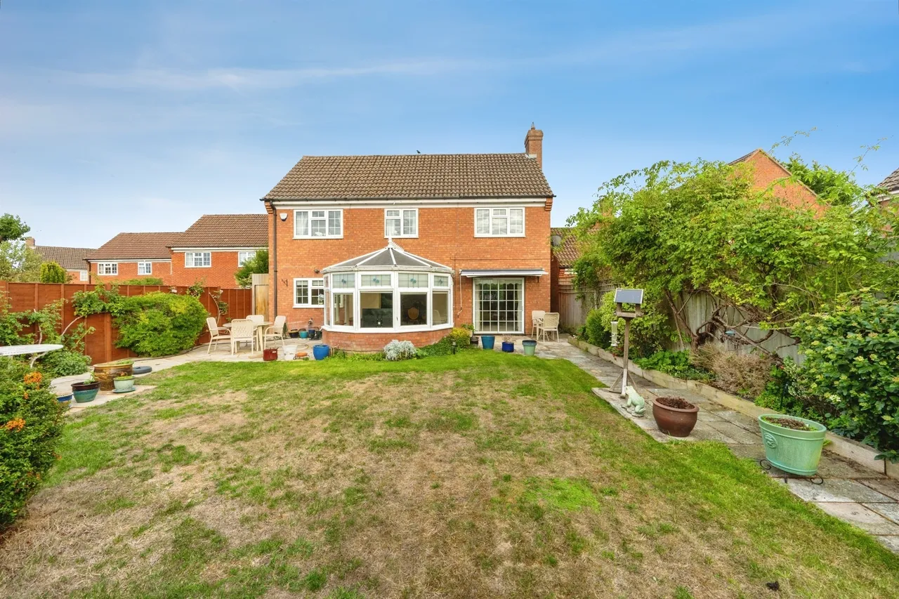 Newell Close, Aylesbury, HP21, photo 4