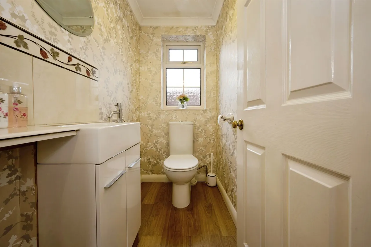Newell Close, Aylesbury, HP21, photo 5