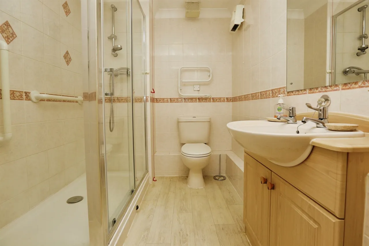 Archers Road, Eastleigh, SO50, photo 12