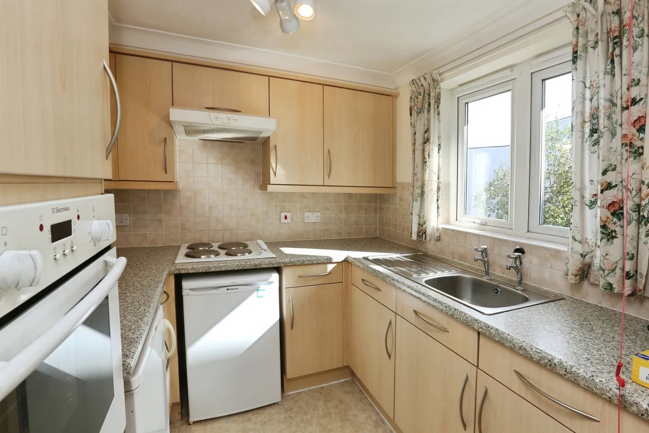 Archers Road, Eastleigh, SO50, photo 6