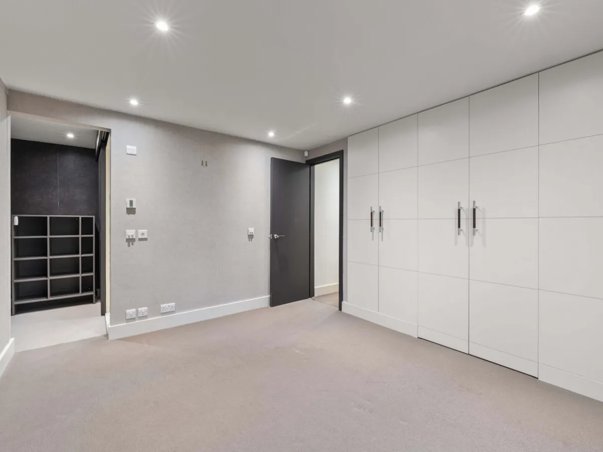Connaught Close, London, W2, photo 8