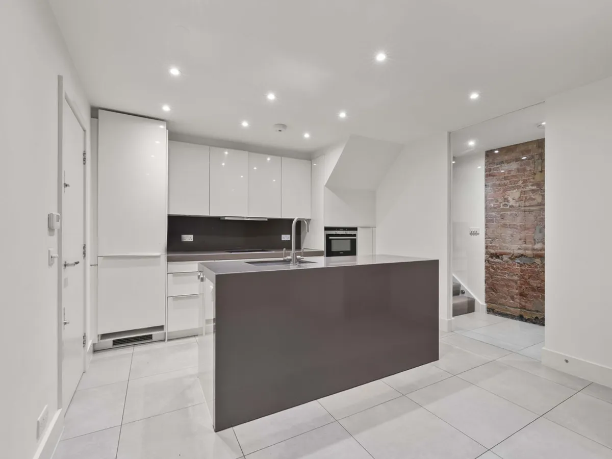 Connaught Close, London, W2, photo 7