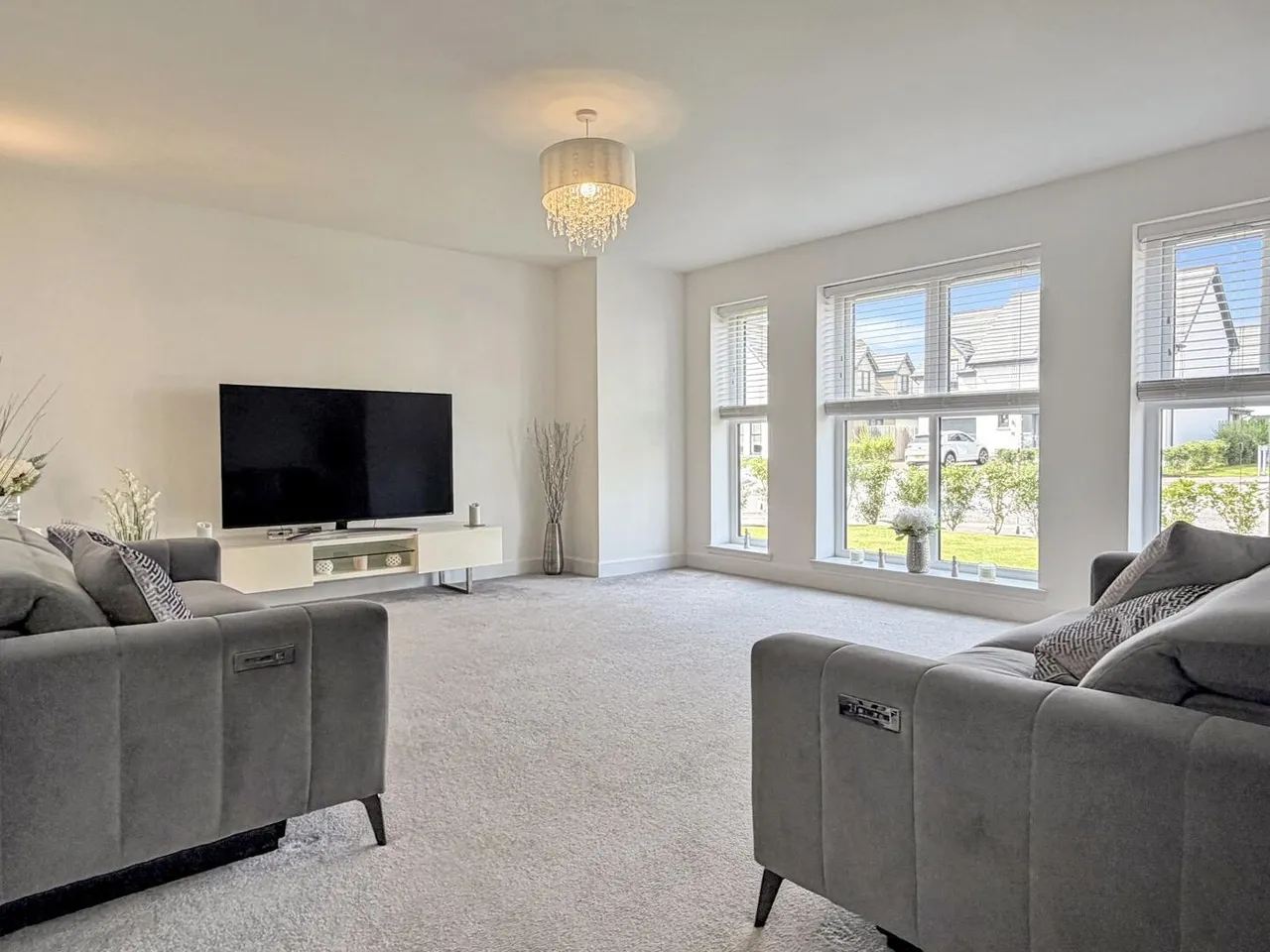 Royal Troon Drive, Elgin, photo 11