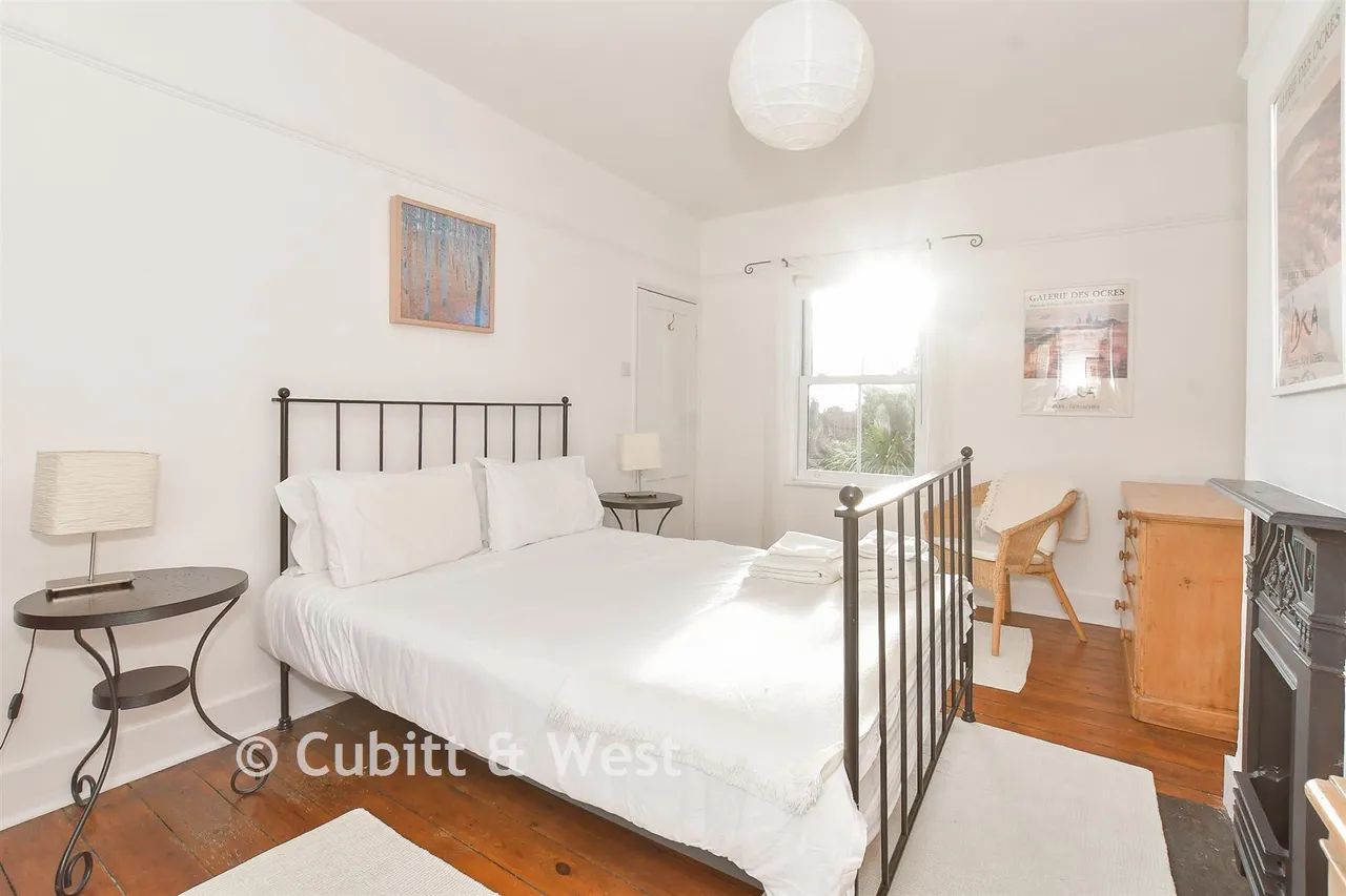 Kirdford Road, Arundel, BN18, photo 10
