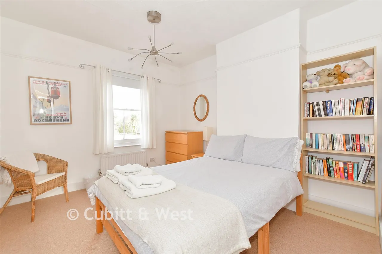Kirdford Road, Arundel, BN18, photo 12